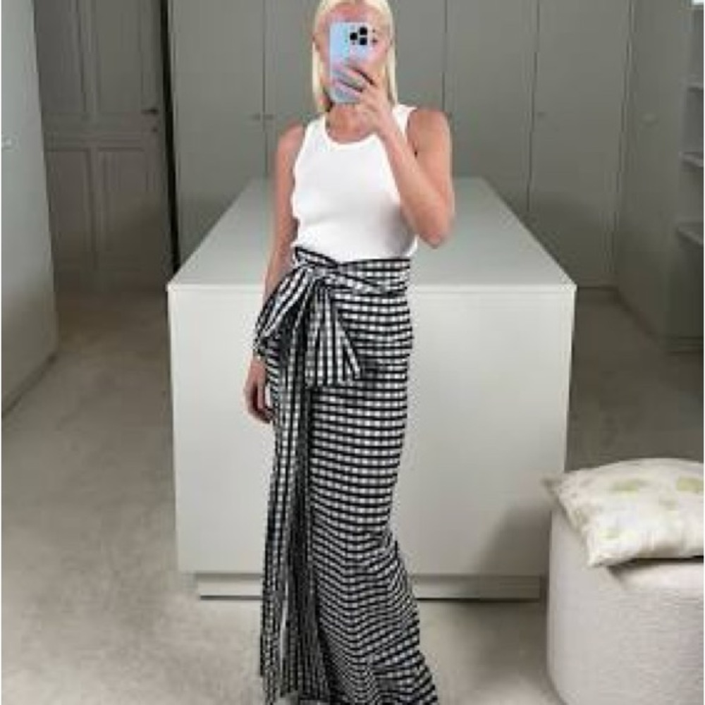 ISO BERNADETTE SKIRT